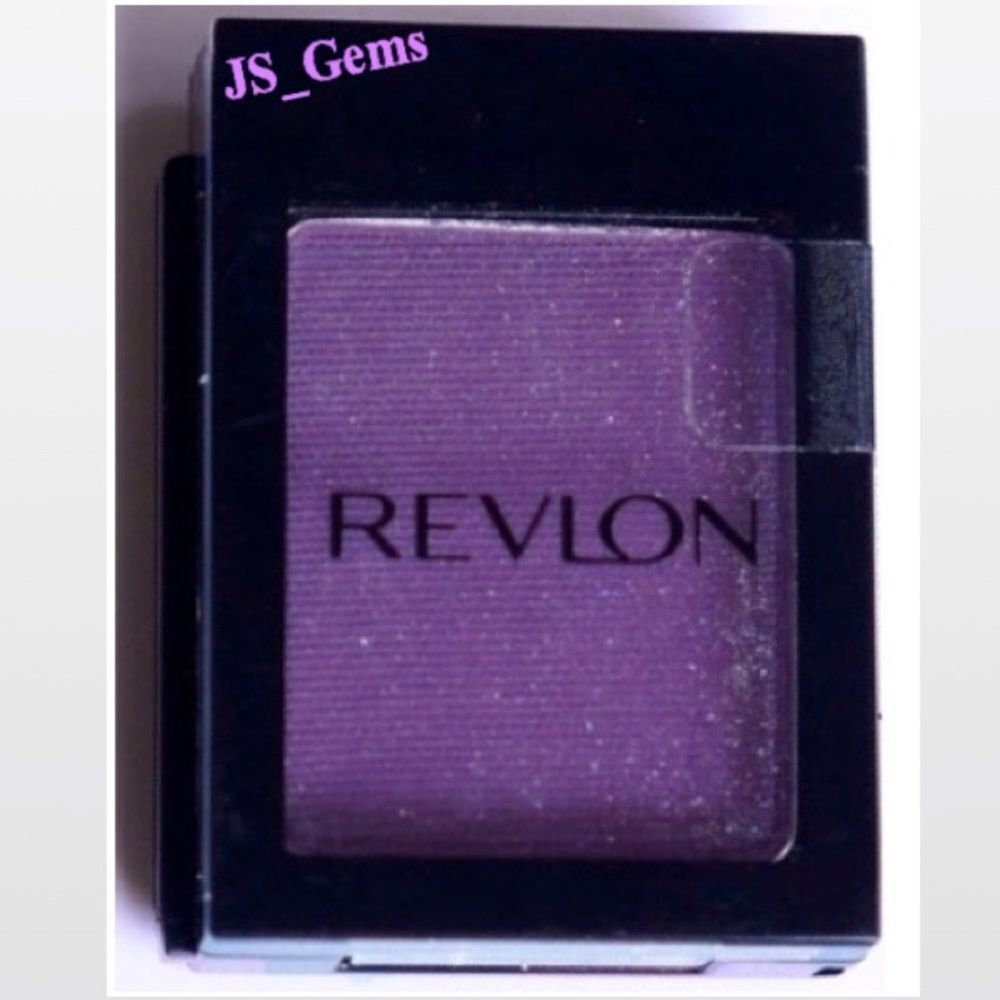 New Revlon Eyeshadow Womens Make Up Plum Purple Matte Eyes Cosmetic NWT